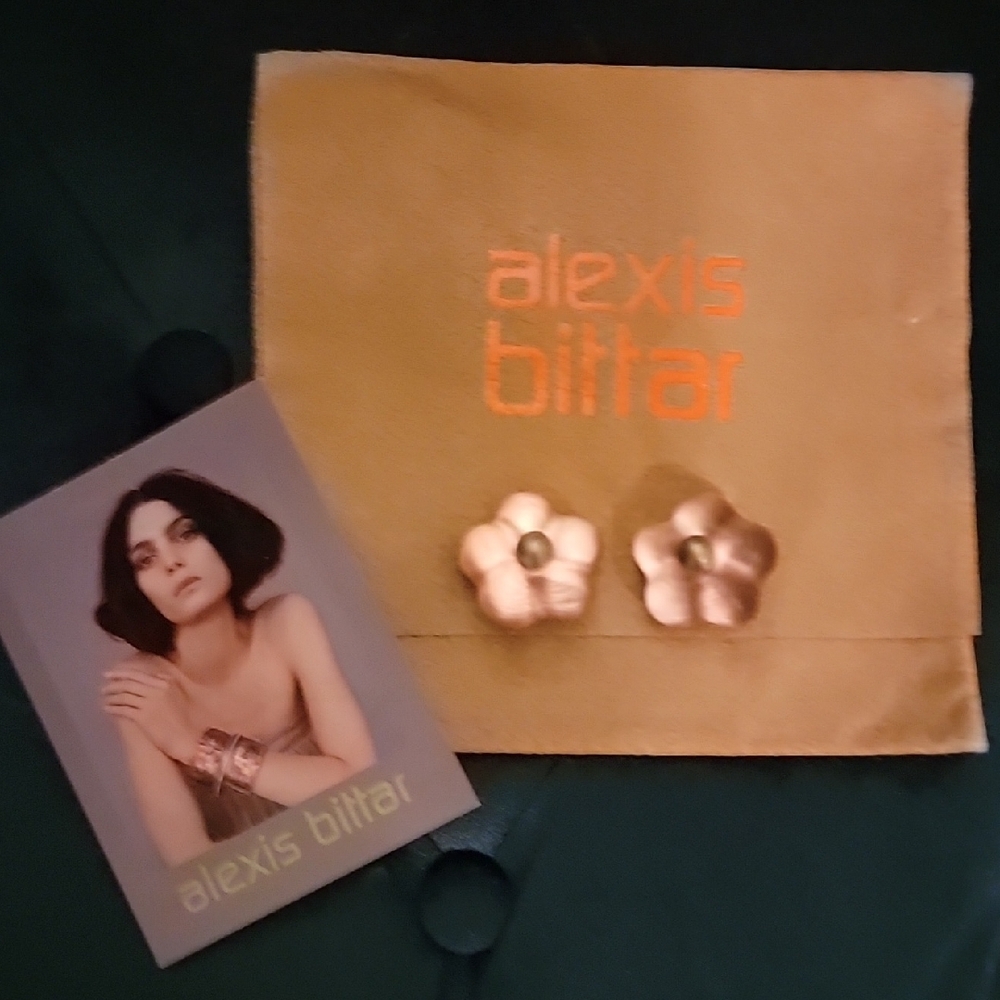 Alexis Bittar Light Rose Pink Flower Clip On Earrings